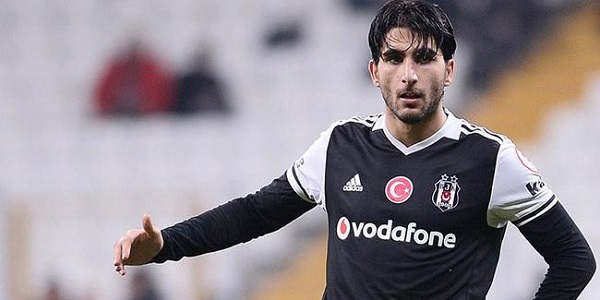 Aras’tan yönetime mesaj: Beşiktaş’ta kalmak istiyorum