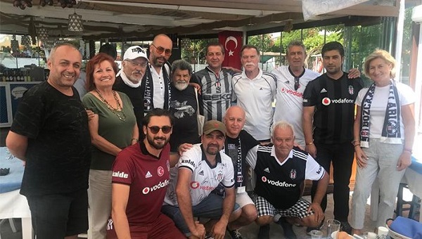 Bozcaada Beşiktaşlılar Derneği, eski futbolcu Niko Kovi’yi ağırladı