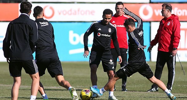 Gaziantep FK maçı hazırlıkları iki eksikle başladı