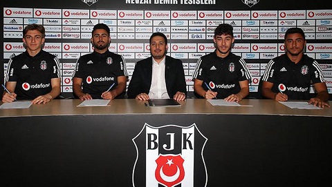 Beşiktaş’tan son dakika kararı! 5 futbolcuyla sözleşme imzalanacak…