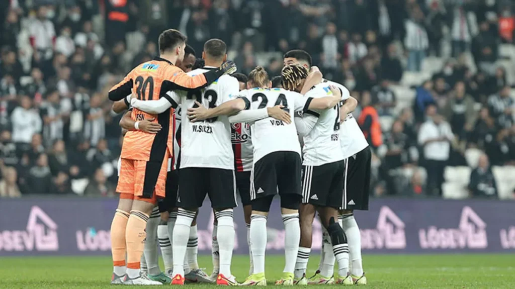 Beşiktaş’ta hedef UEFA Konferans Ligi